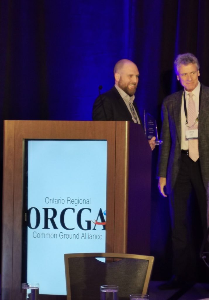 Ontario Excavac (Now, OE Utility Services) Receives Excavator of the Year Award