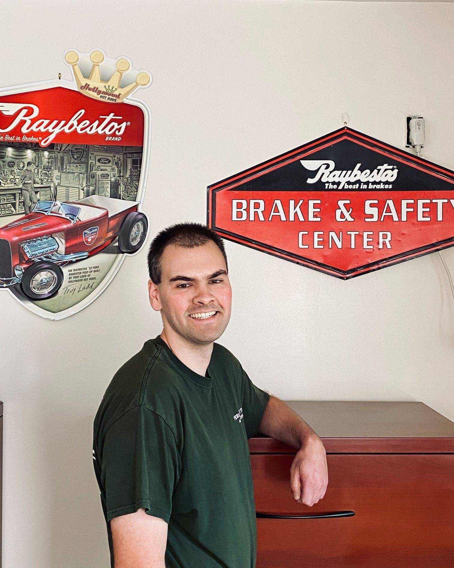 Mechanic in office | Ayer Auto Service