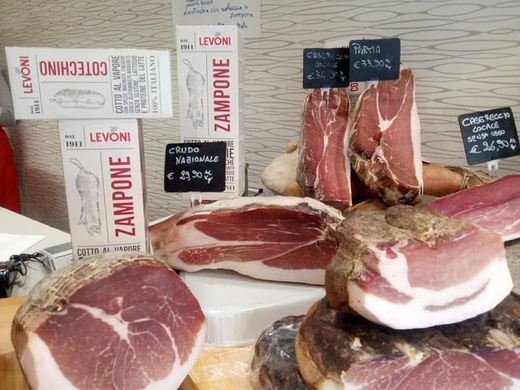 prosciutti e zampone