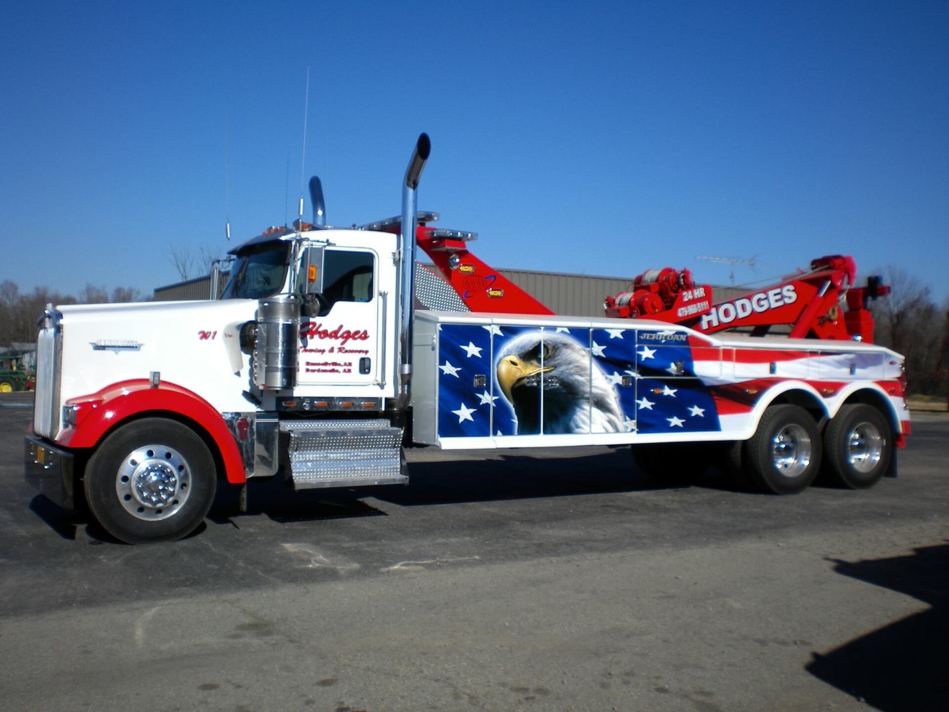 Heavy Duty Towing Russellville, AR Hodges Towing
