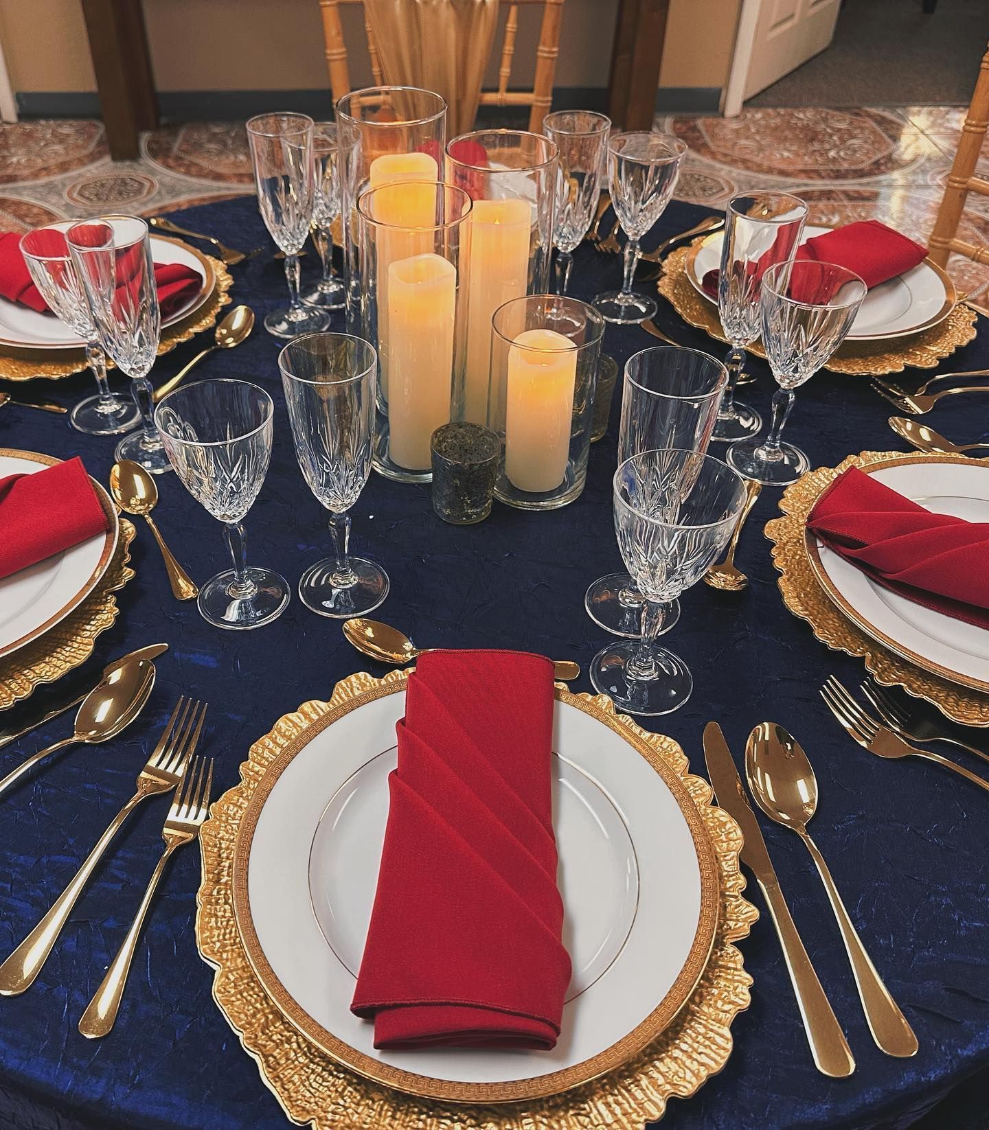 party table setting supplies