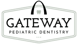 A logo for a dental center with blue circles on a white background.