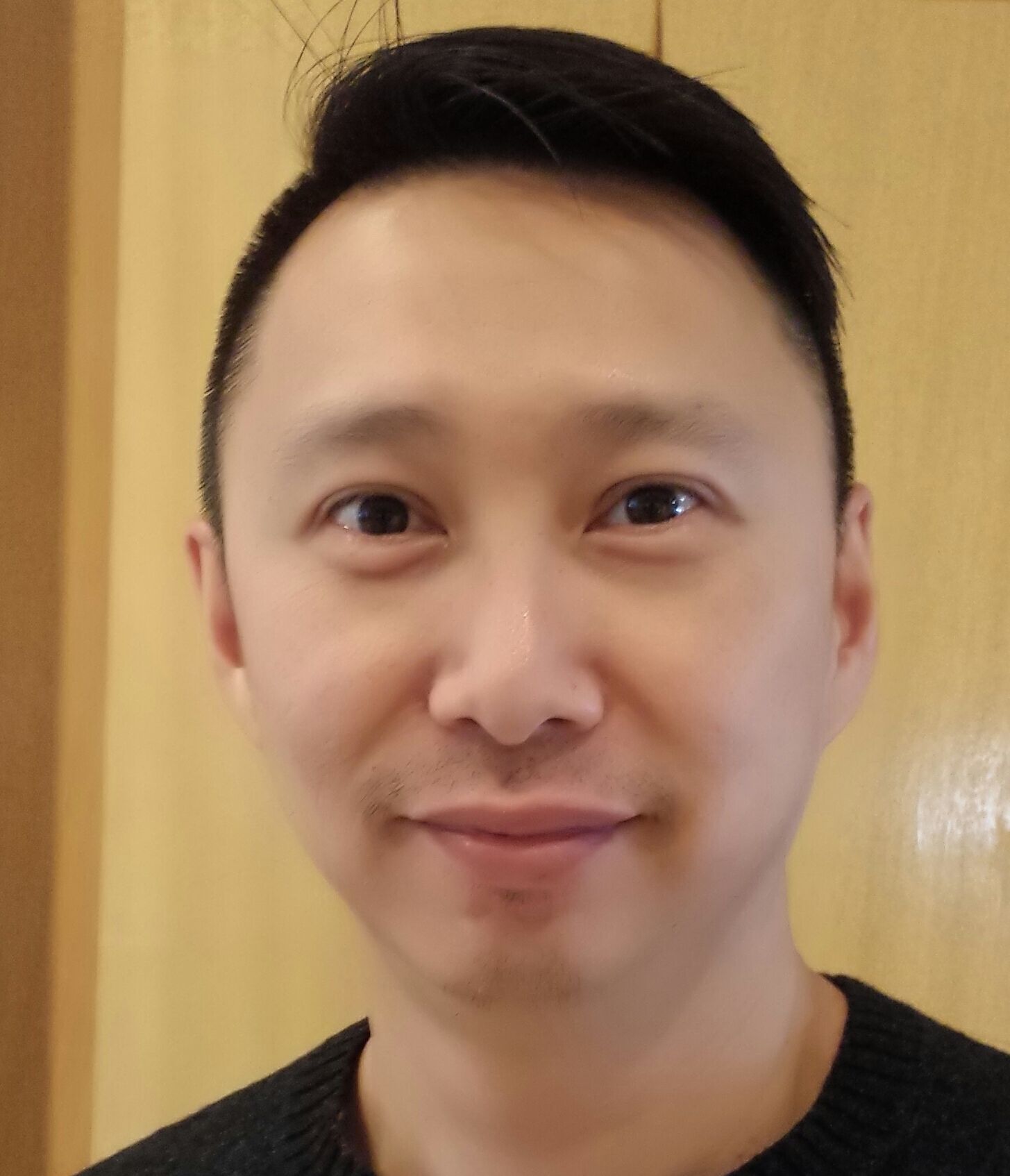Johnny Yau, licensed optician for over 30 years.