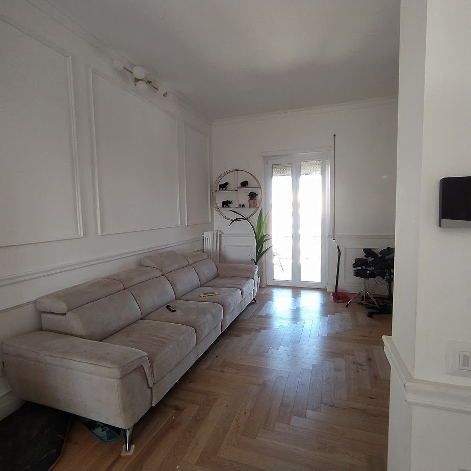 Parquet a spina di pesce in appartamento ristrutturato a Roma zona Tuscolana