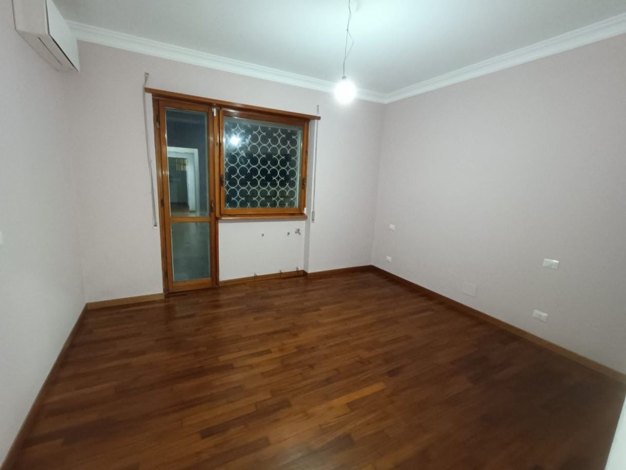 Restauro pavimento in legno – ristrutturazione casa Olgiata piani superiori