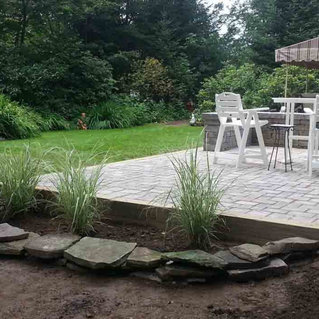 Lawn and Patio Lawn and Patio