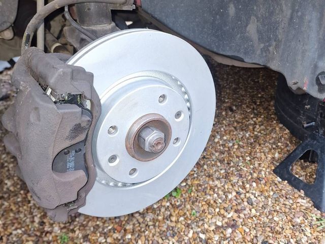 Mobile brake pad and disc replacement on a Peugeot 208 in Coventry