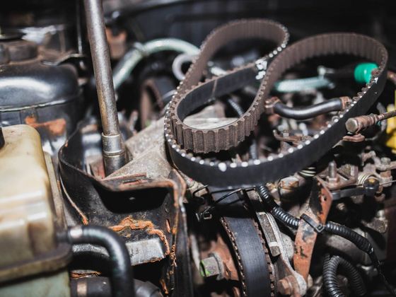 Mobile Mechanic Coventry carrying out a timing belt replacement