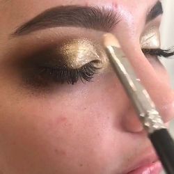 Elite Bridal (Bride) Airbrush or Foundation Glam