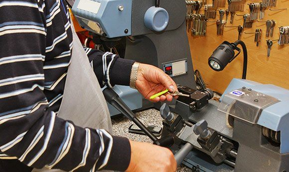 Man Duplicating Keys — Ottumwa, IA — Mobile Locksmith