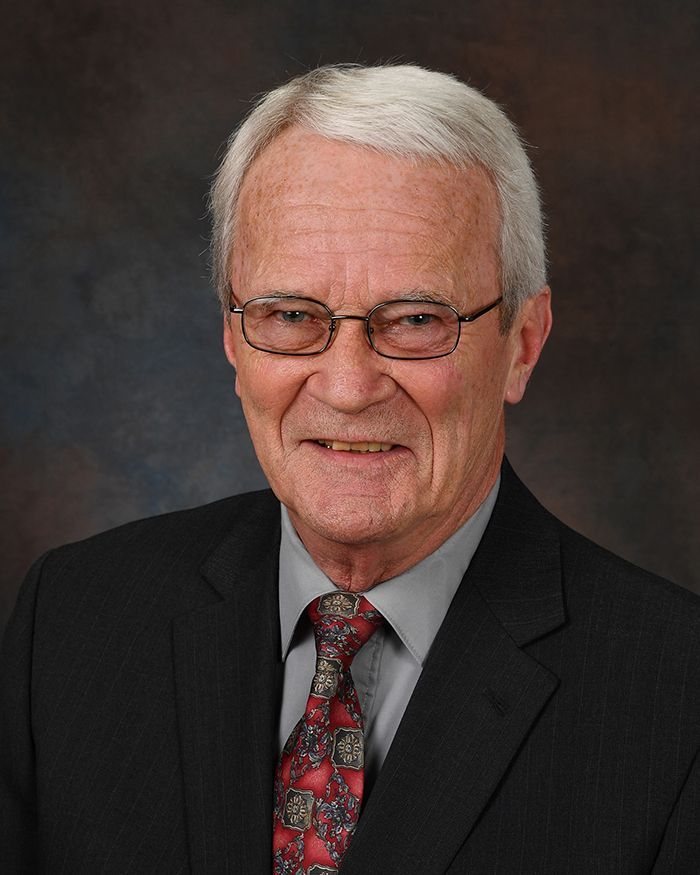 Dennis Myers