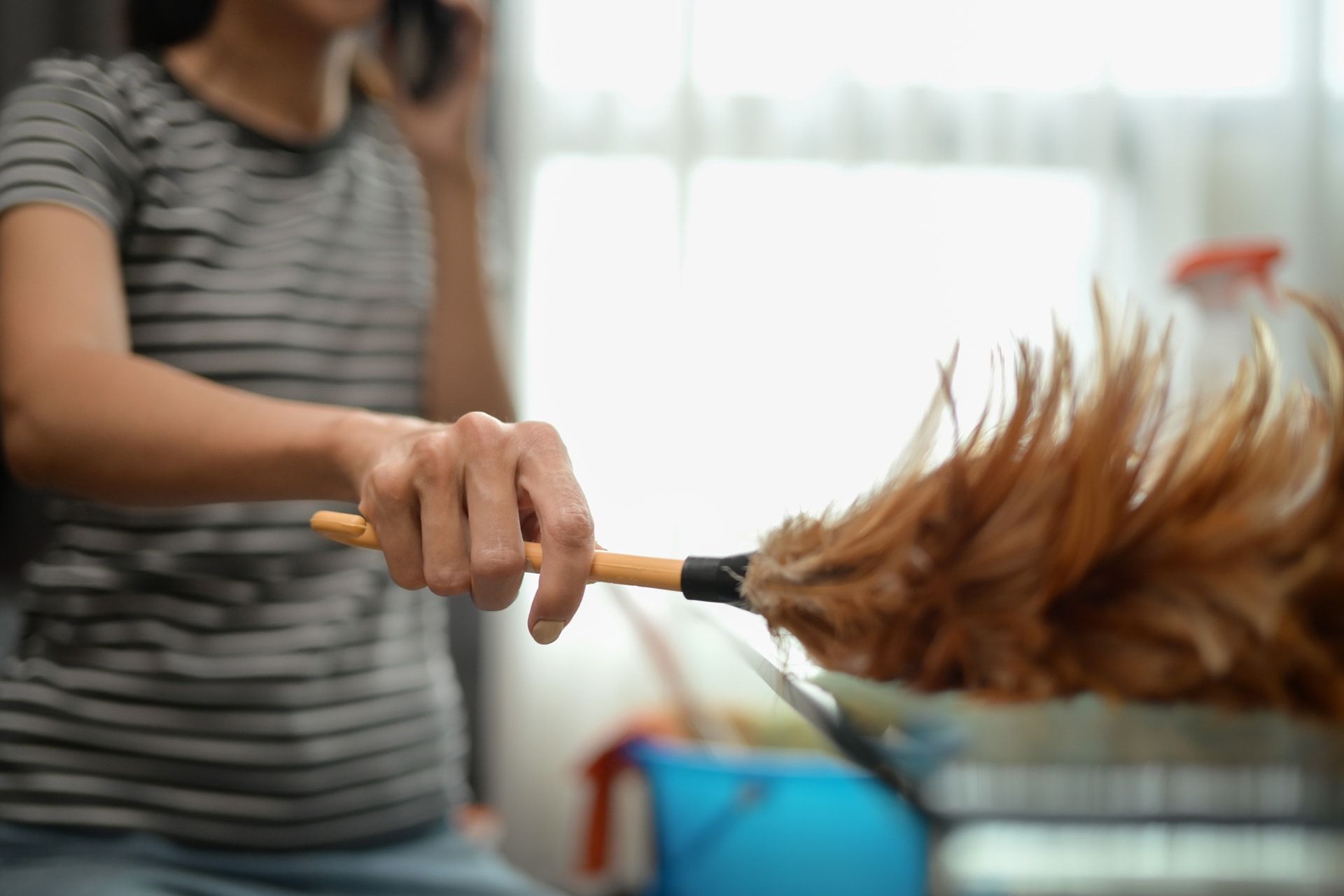 A checklist of general cleaning tasks for every room during spring cleaning.
