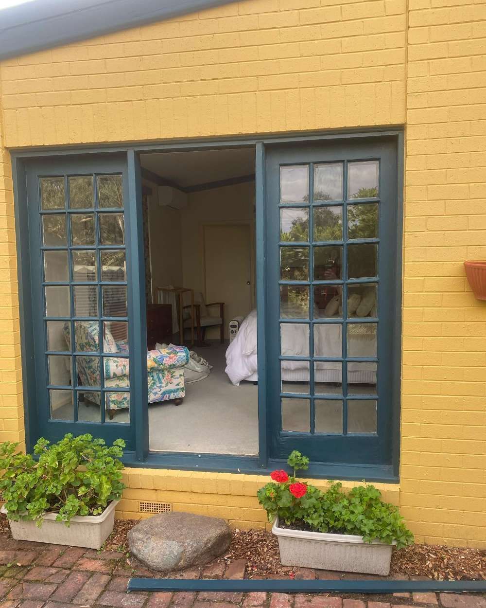 Shower Screens in Goulburn AJM Windows