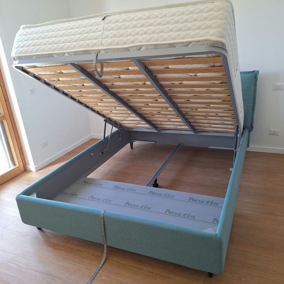 letto con contenitore folding box  e materasso manifattura falomoc a cagliari da tronu arredamenti dal 1970