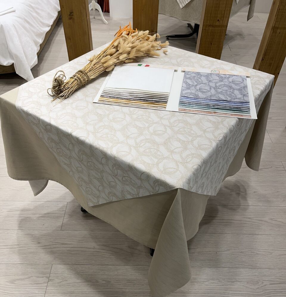 Catering fabric production in Leffe with special patterns