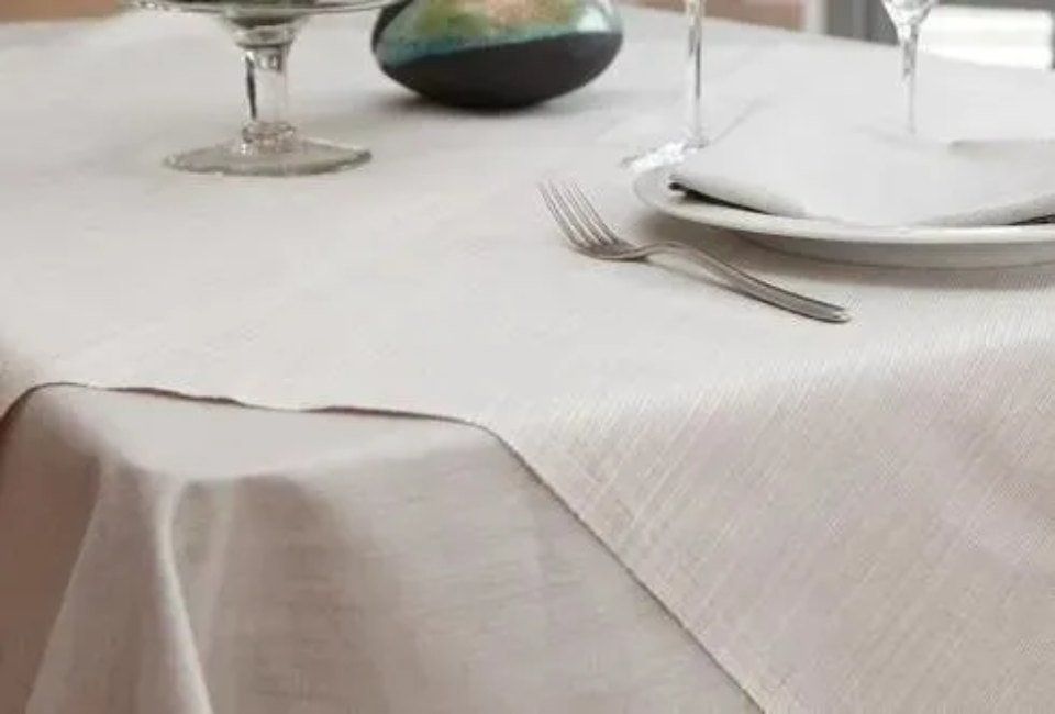 tovaglia color perla in cotone/lino