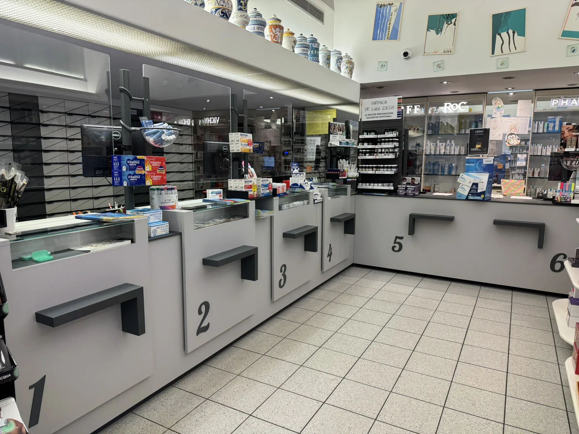 Farmacia Dr. Zocchi — Lavena Ponte Tresa (VA), 2024