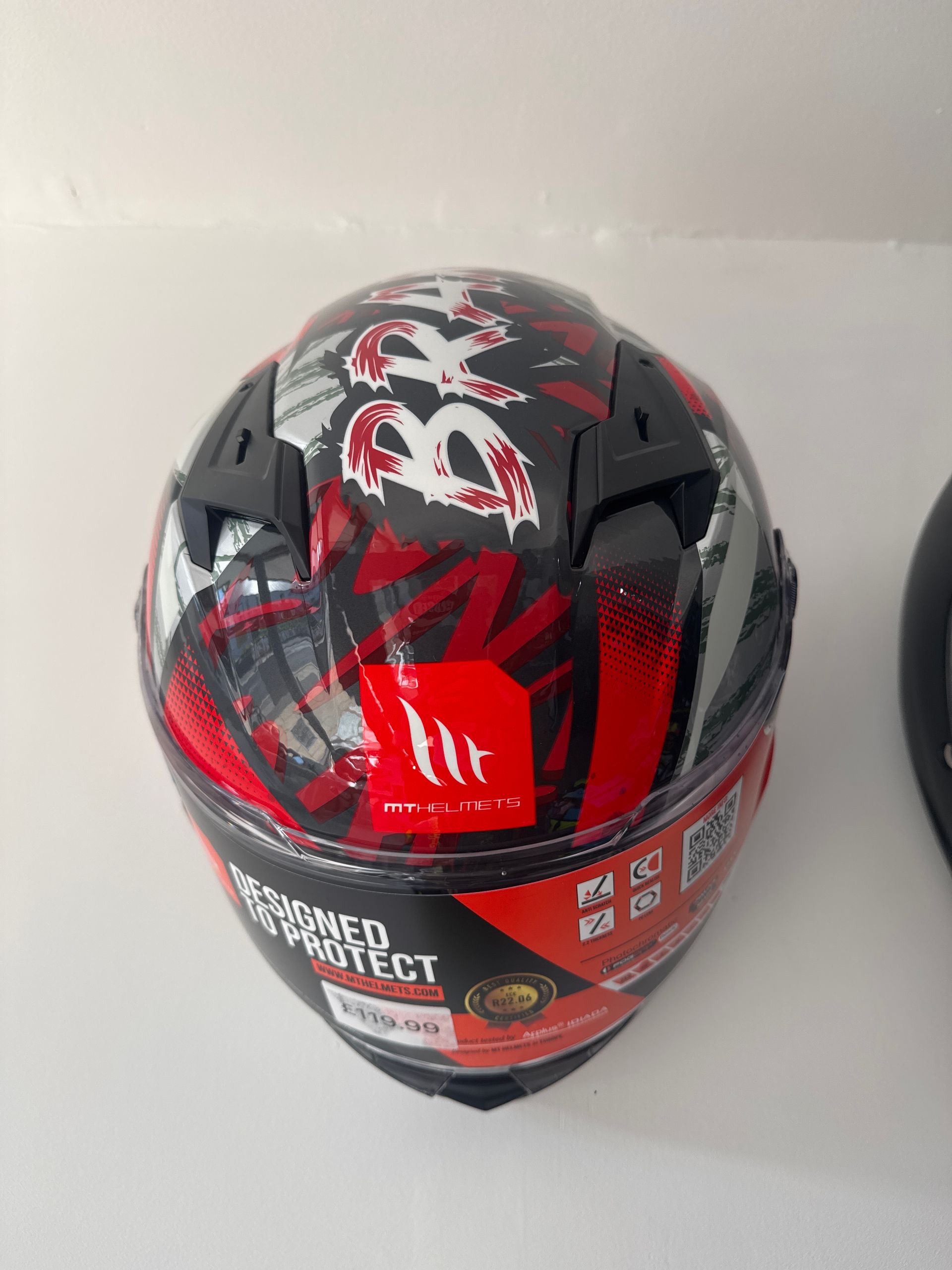 MT Breaker Fury C6 Gloss Red XS