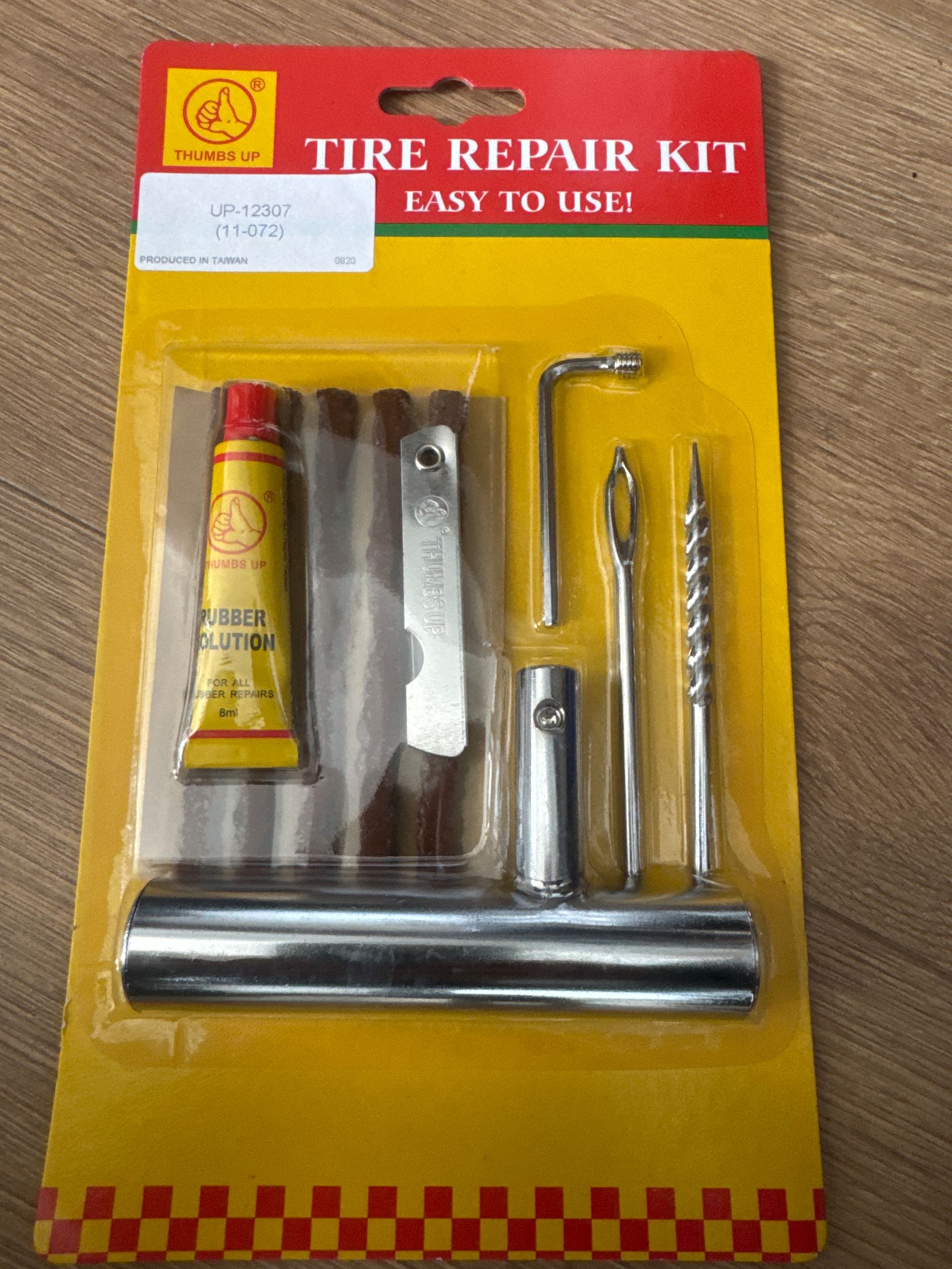 Tyre repair kit tubeless