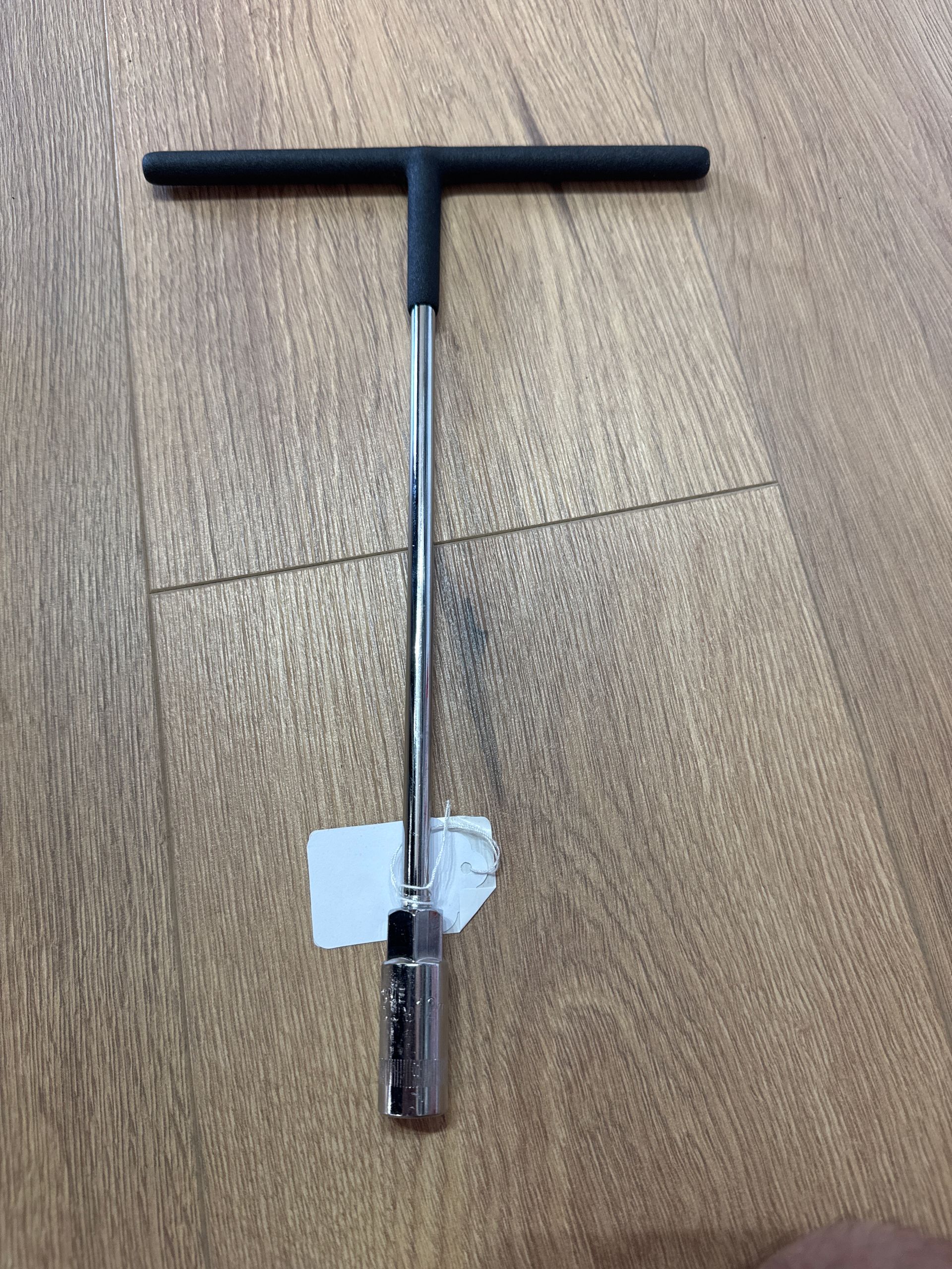 T-Bar Socket 12mm Rubber Handle
