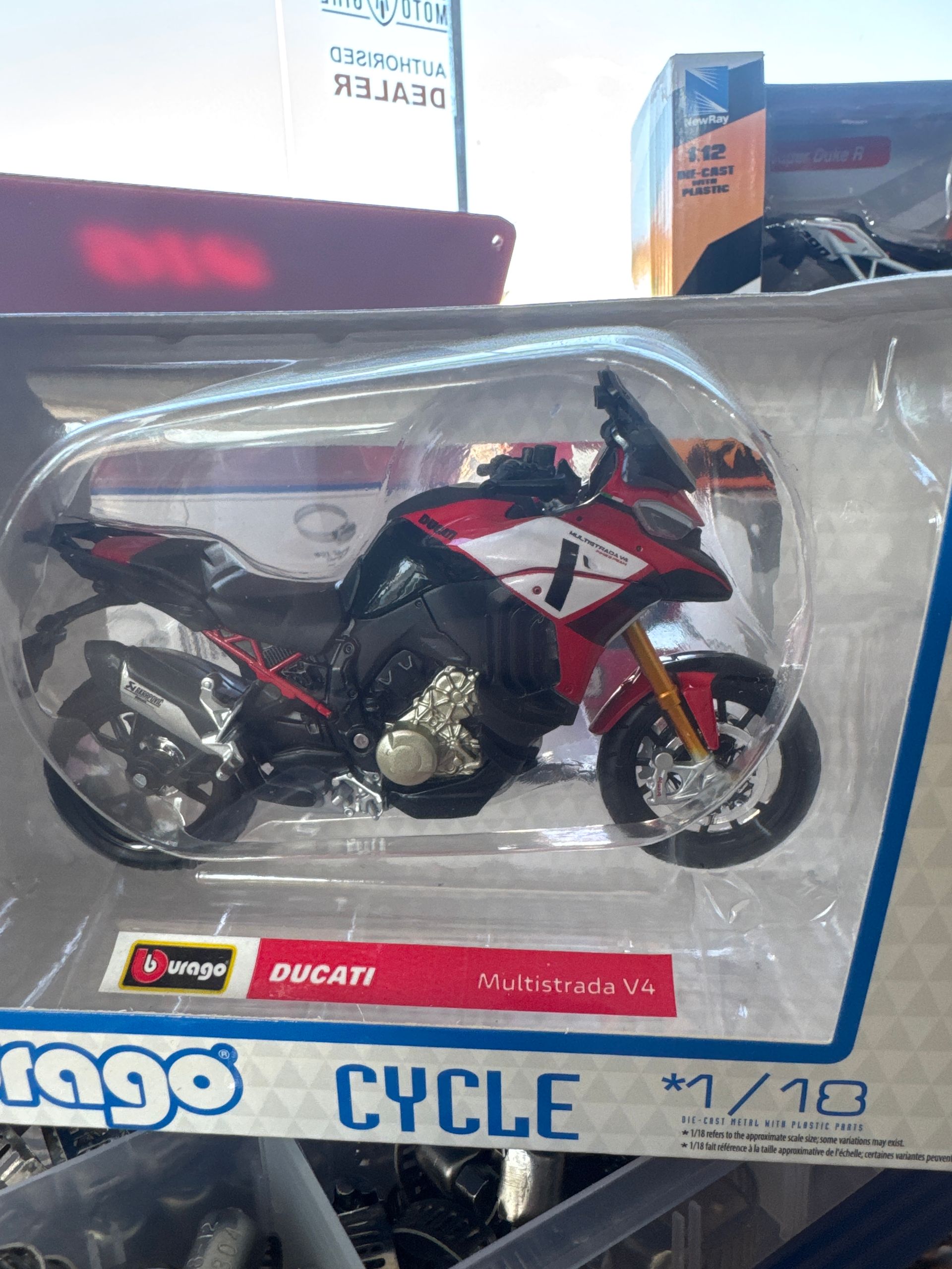 Ducati Multistrada V4 1:18 Diecast