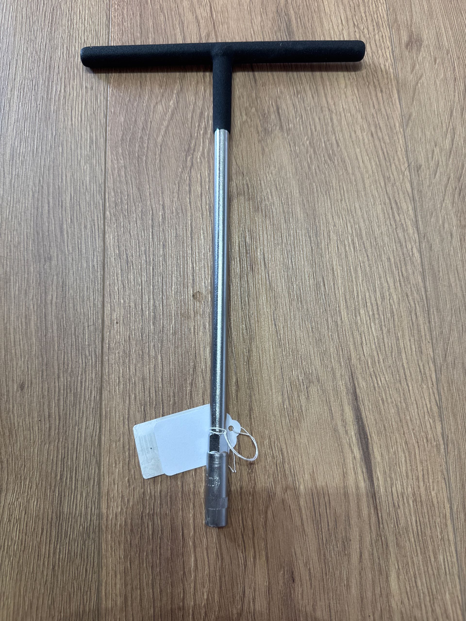 T-Bar Socket 8mm Rubber Handle