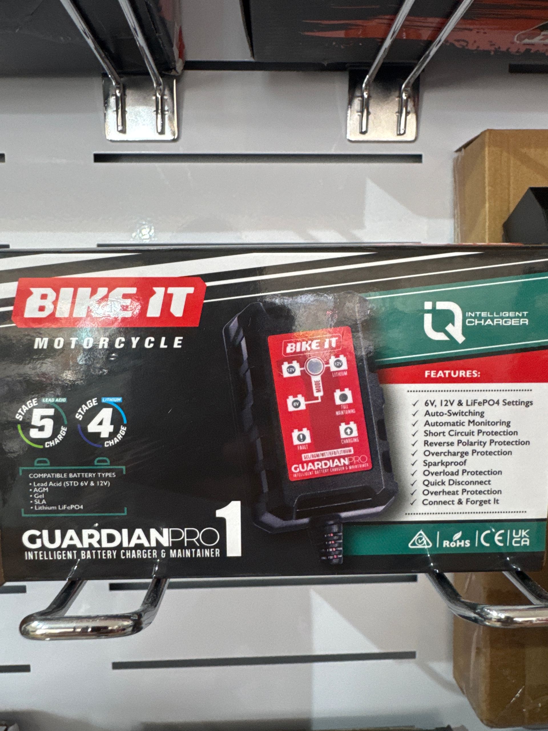 Guardian Pro 1 Intelligent Battery Charger & Maintainer 6/12V 1.5A