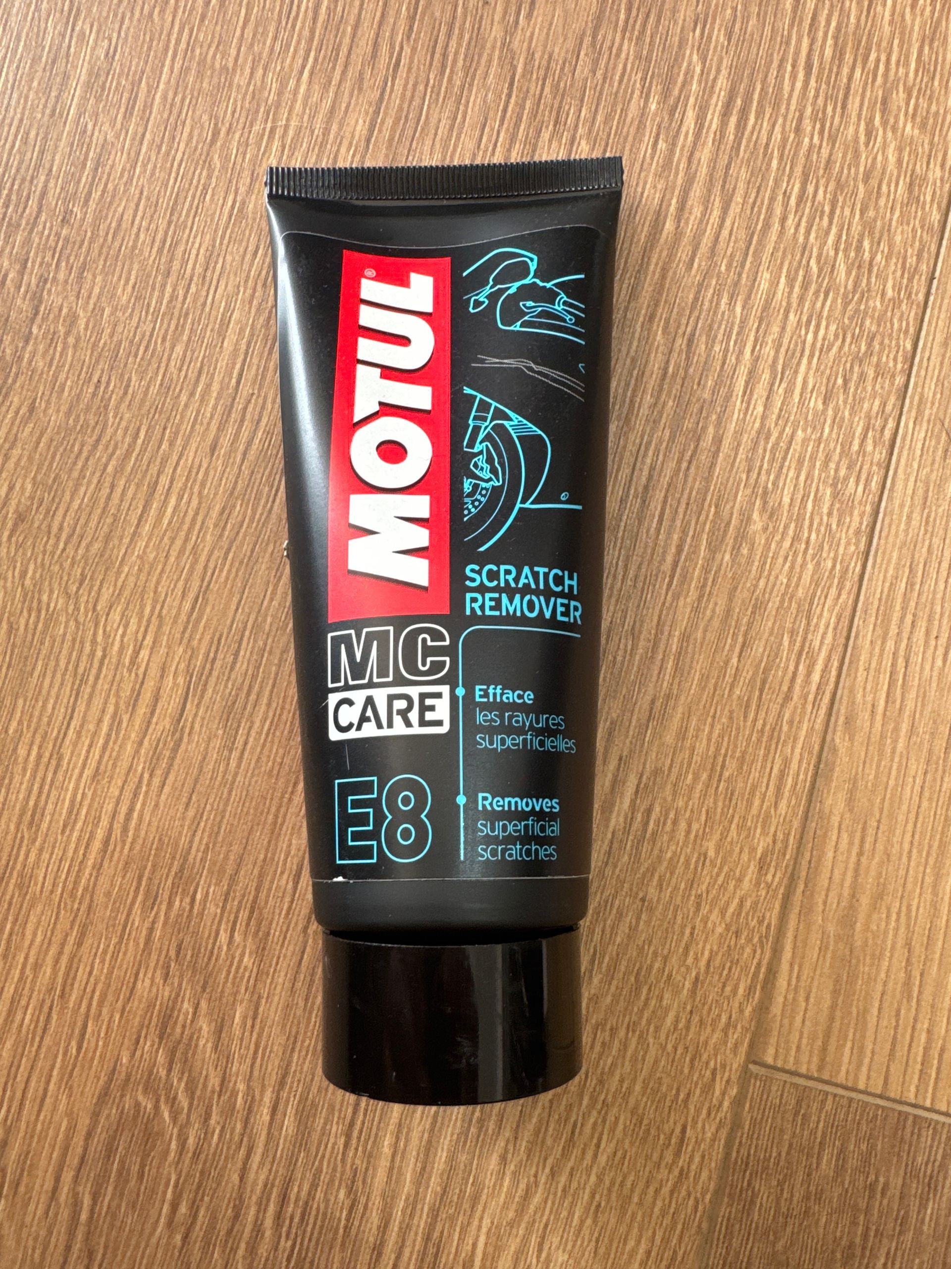 Motul E8 Scratch Remover