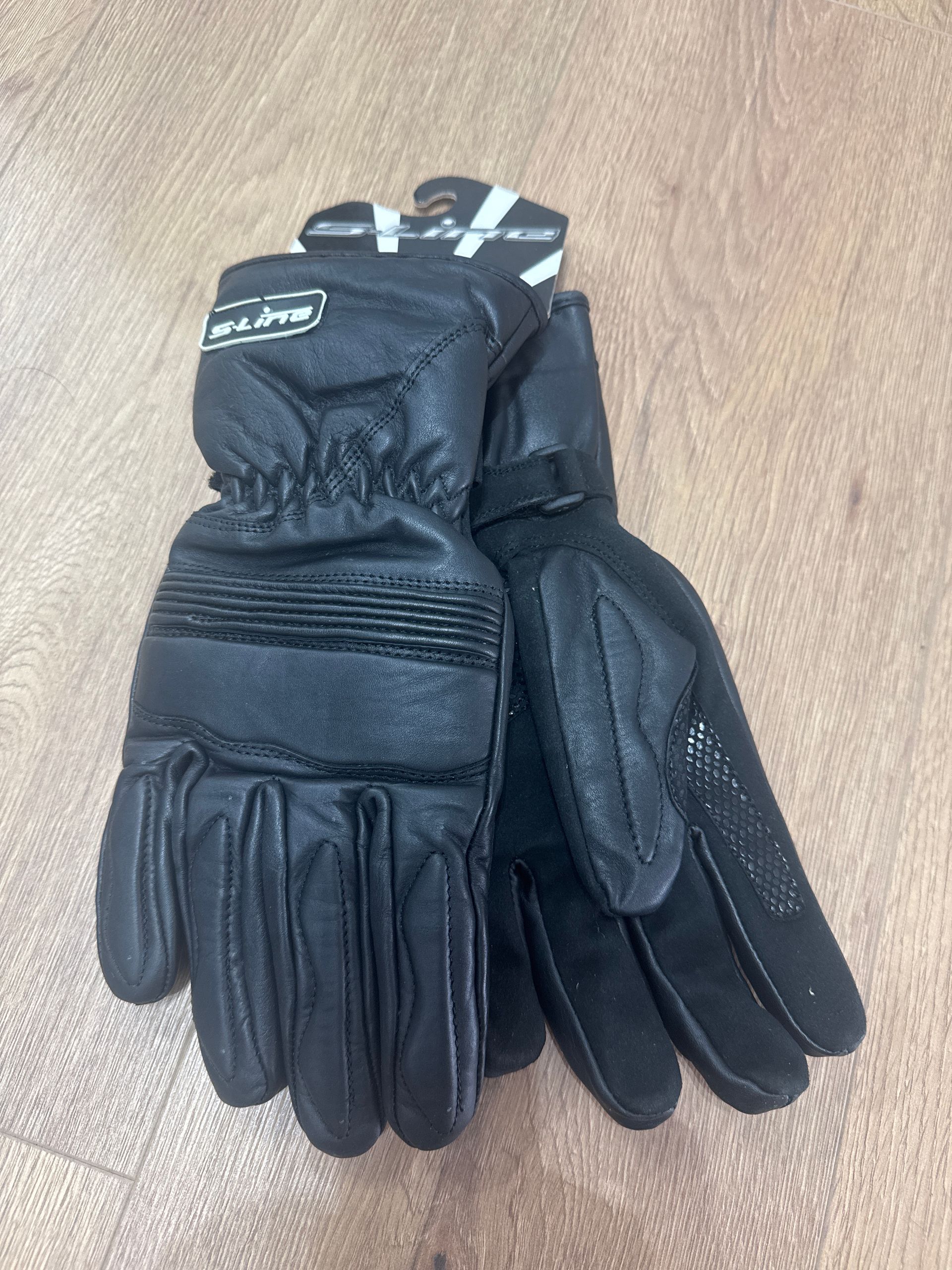GLOVE BLACK LEATHER MED GAN820M