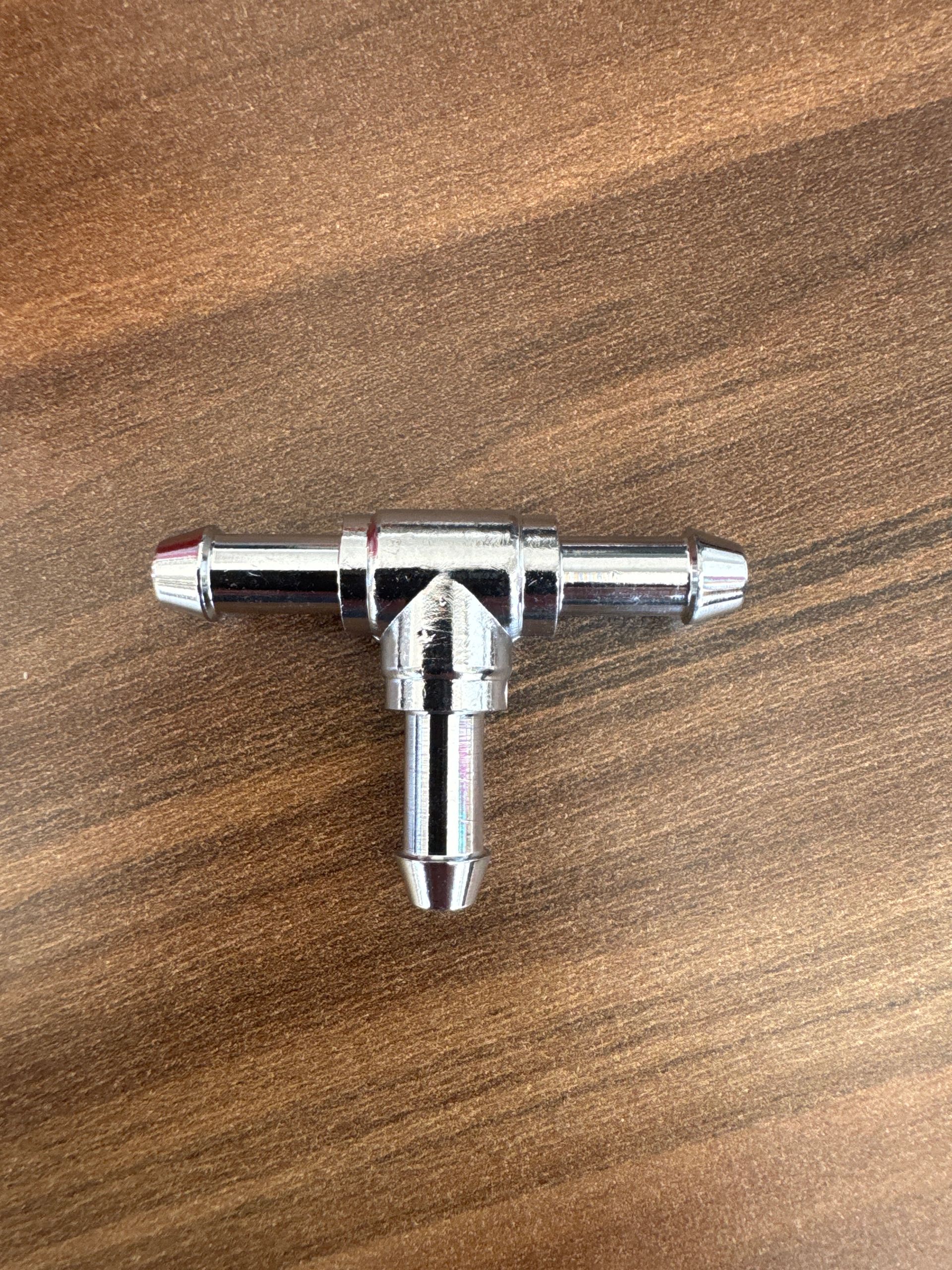 Petrol Pipe T 6mm
