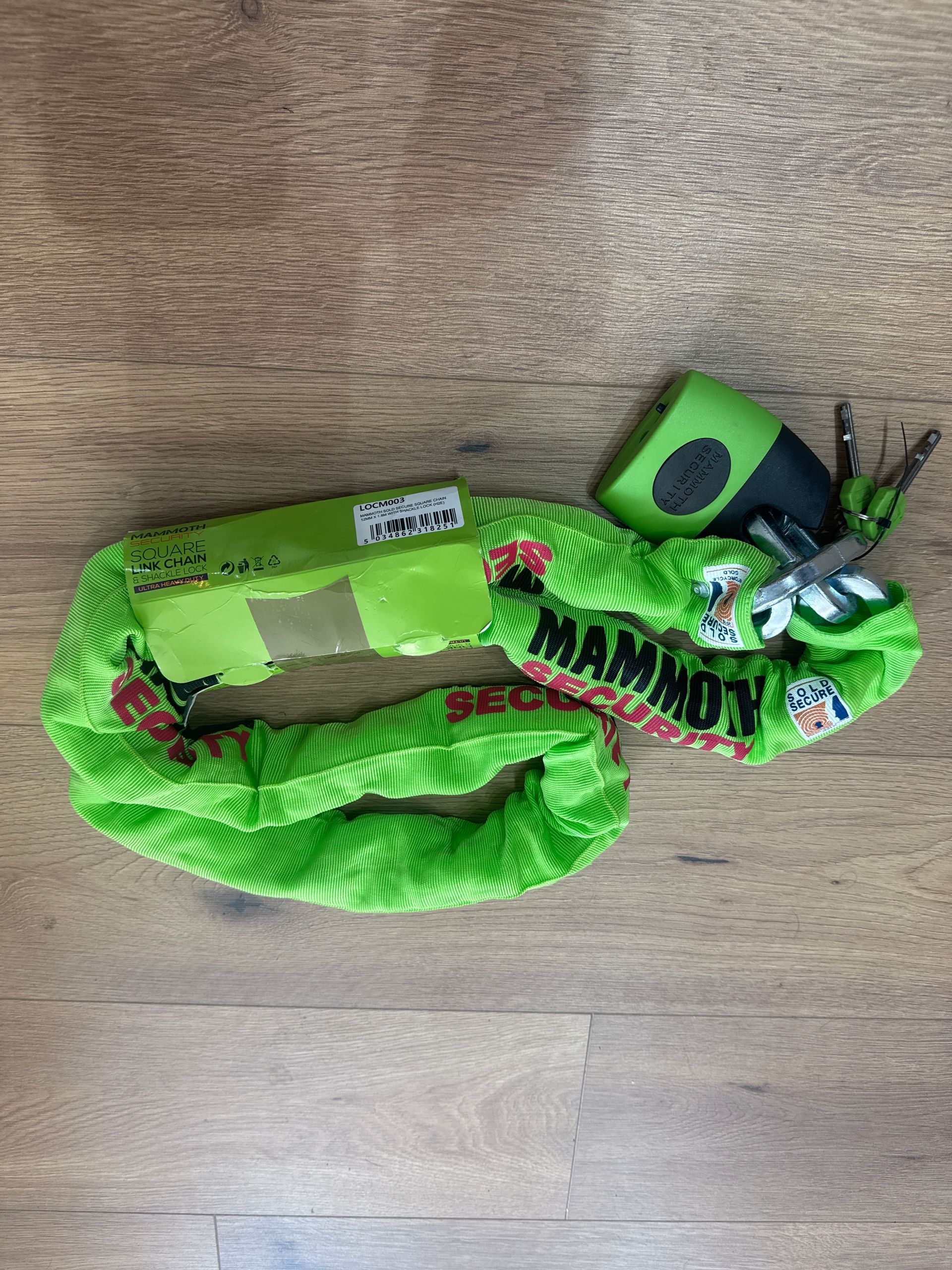 Mammoth Sold Secure Cold 12mm x 1.8m With Shackle Lock