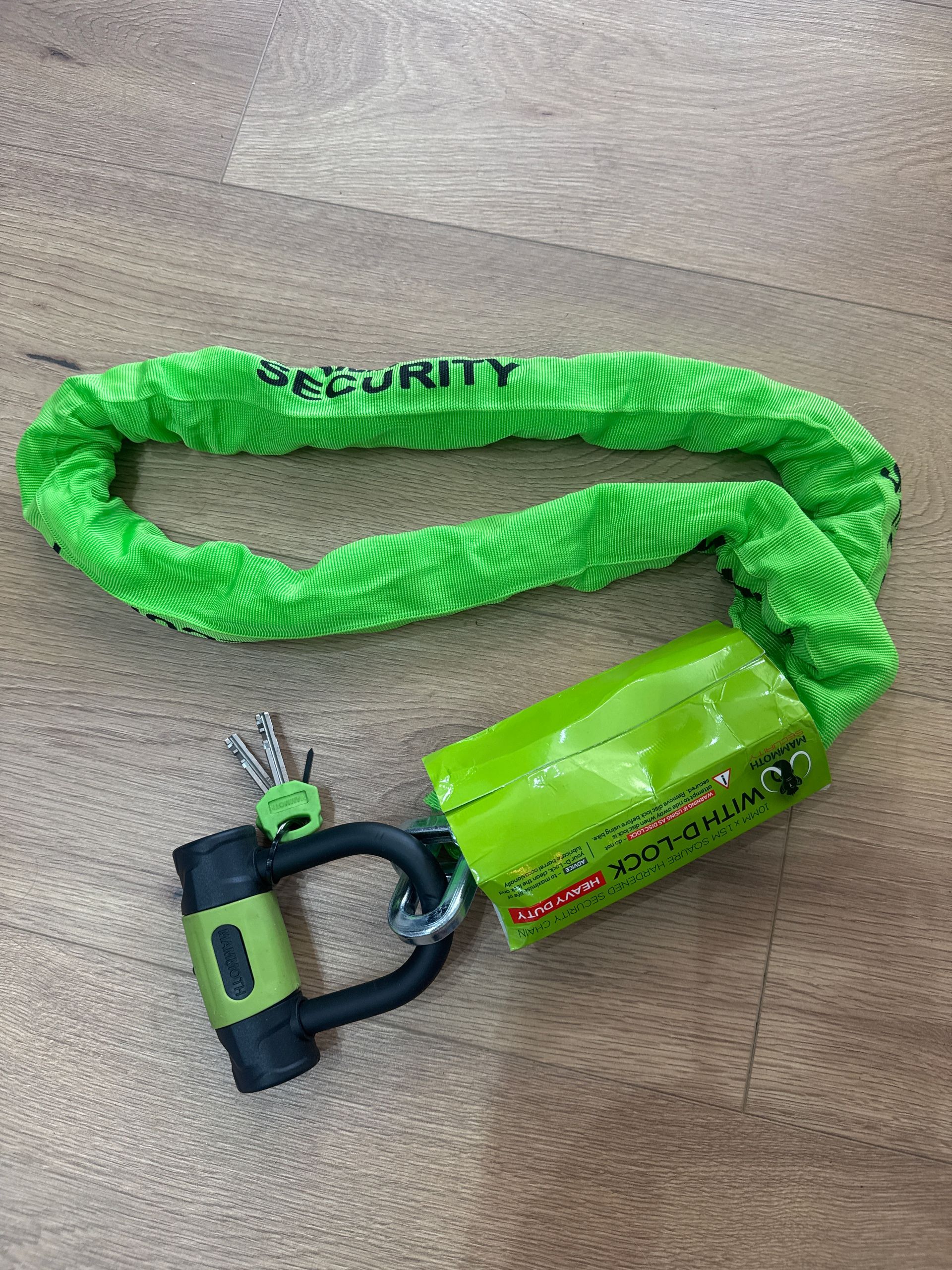 Mammoth 10mm x 1.5m Square chain & D-Lock