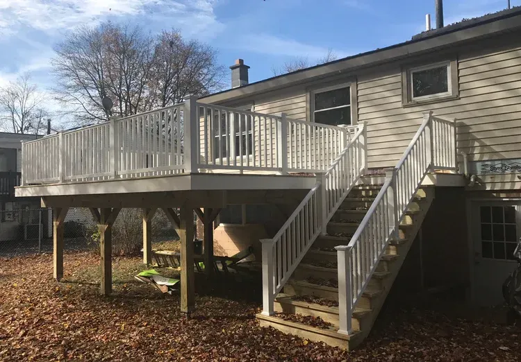  Simple Deck Designs  4