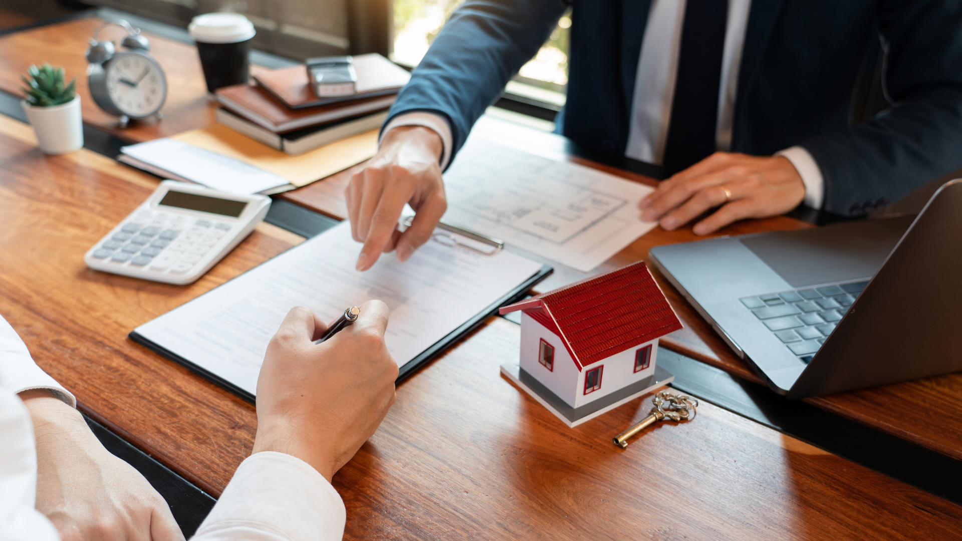 Chartered Surveyor providing home buyer reports and property valuations
