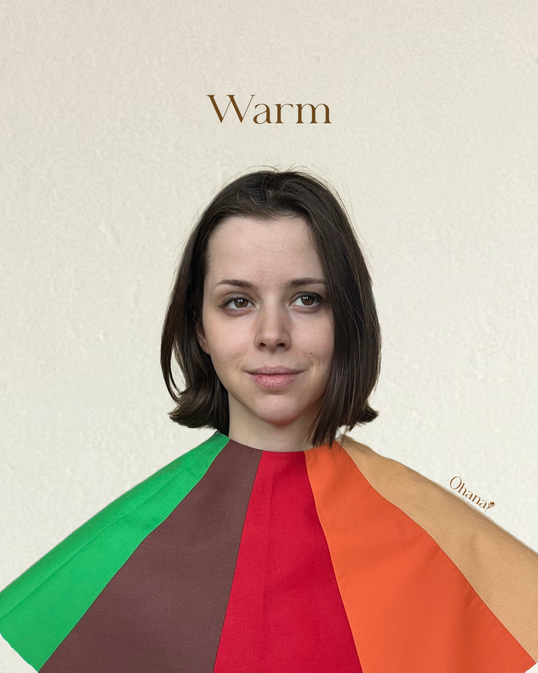 Model met warme kleurkraag