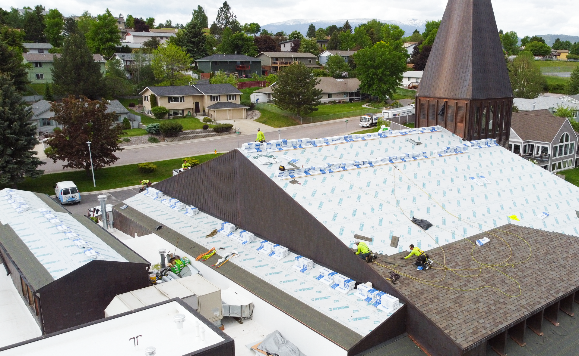 Commercial roof replacement in Montana