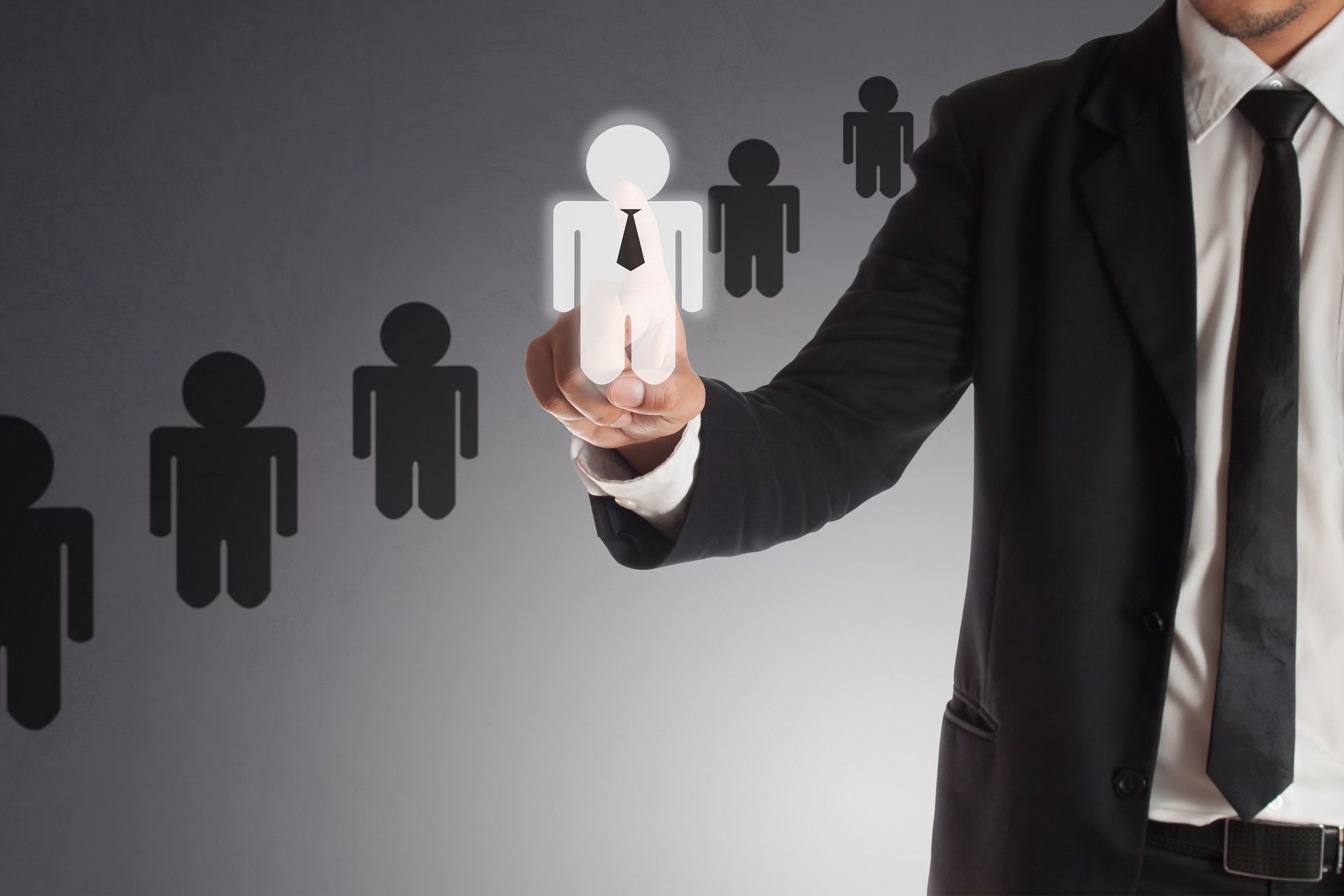 How Do Staffing Agencies Get Contracts