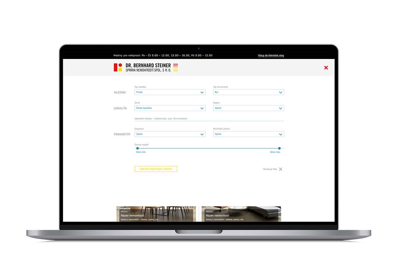 Notebook zobrazující bílý online formulář s textovými poli a černým horním pruhem