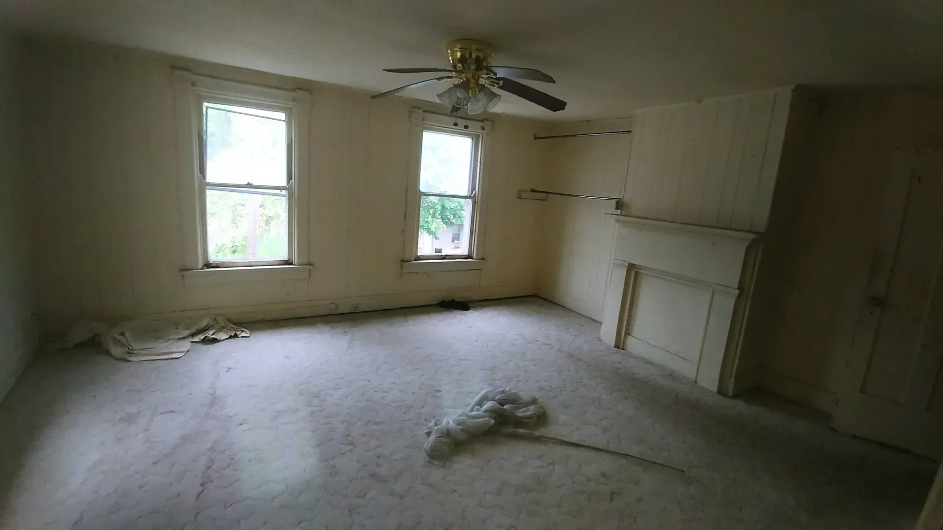 50 Potomac Bedroom Before — Dayton, OH — Drymaxx Ohio