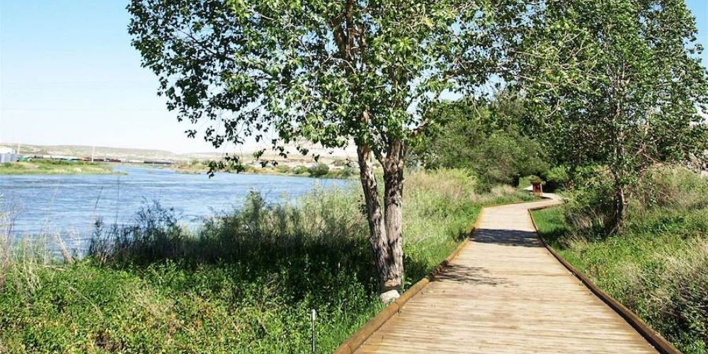 Scenic bike route through Wyoming's open plains