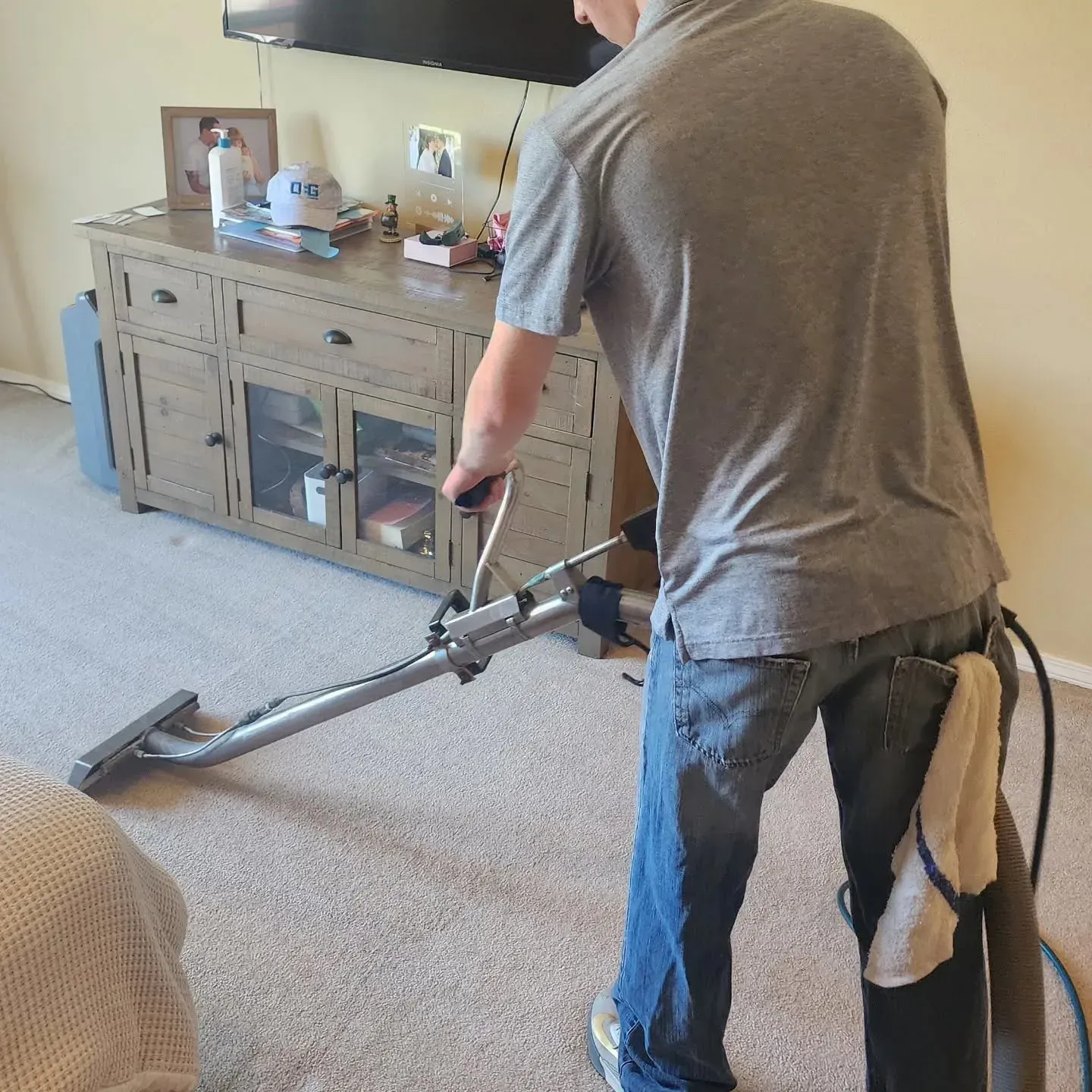 Carpet cleaning service in Castle Rock WA Carpet cleaning service in Castle Rock WA