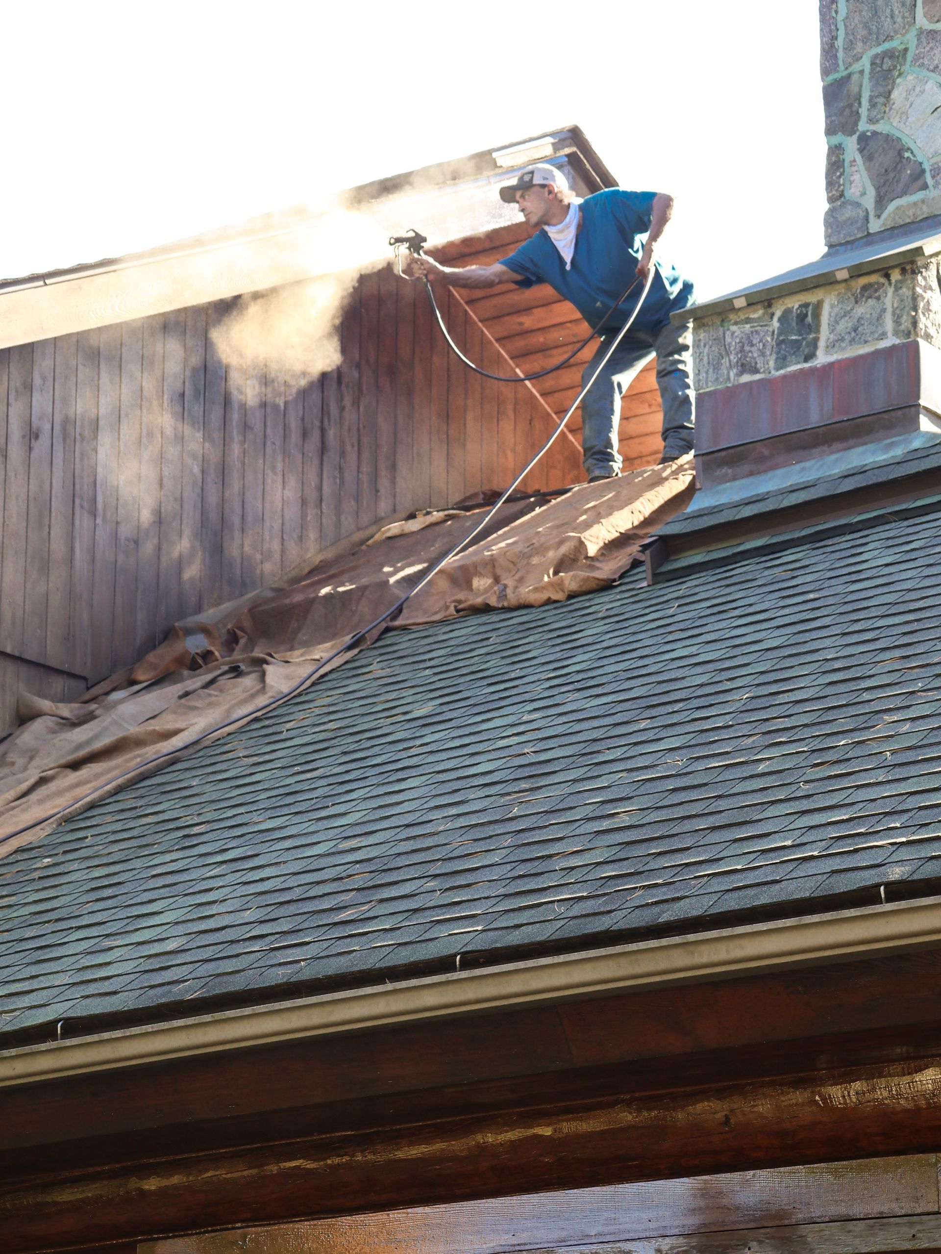 Log Home Staining