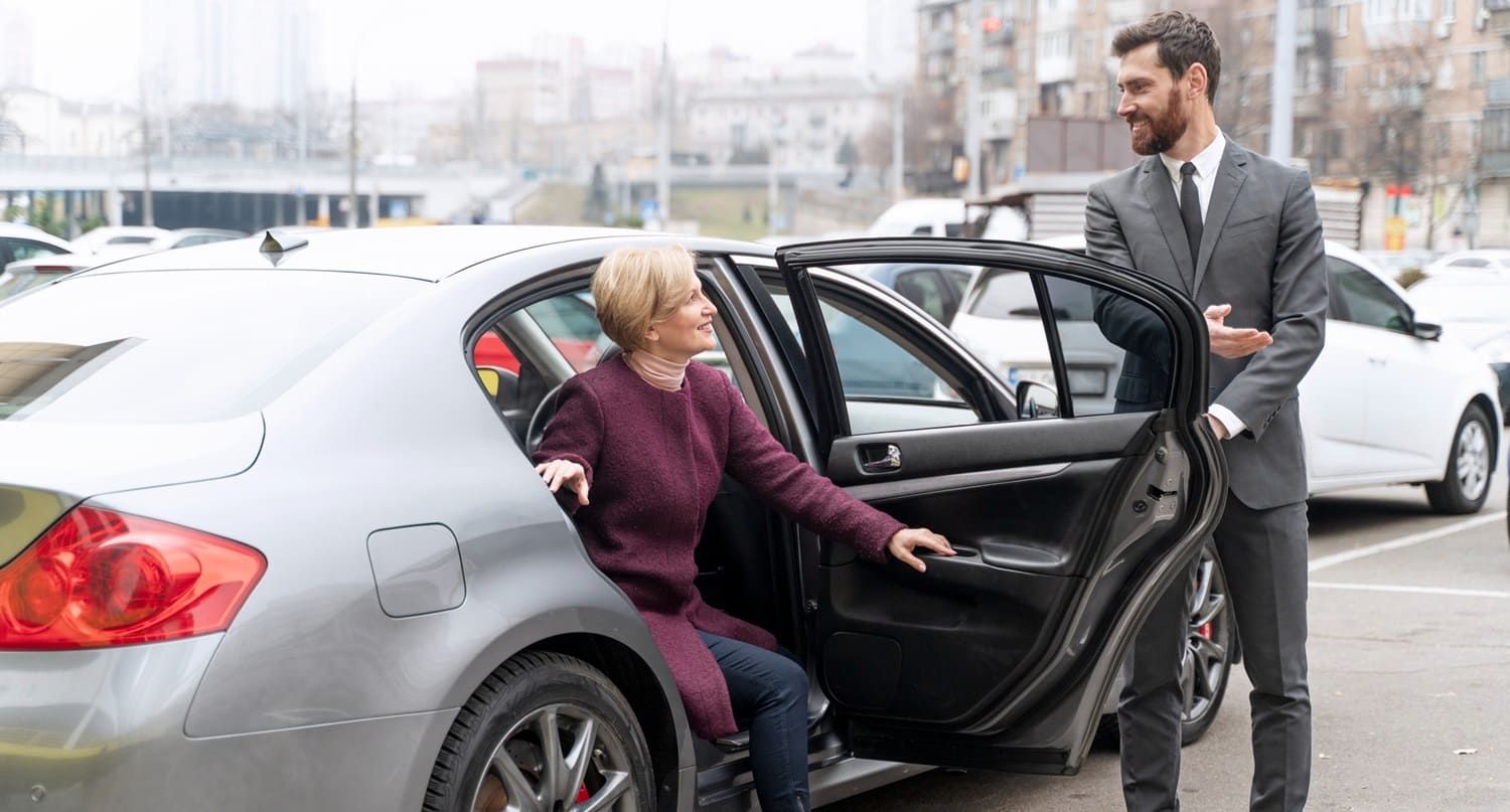 Luxury airport car rental service The Inland Empire