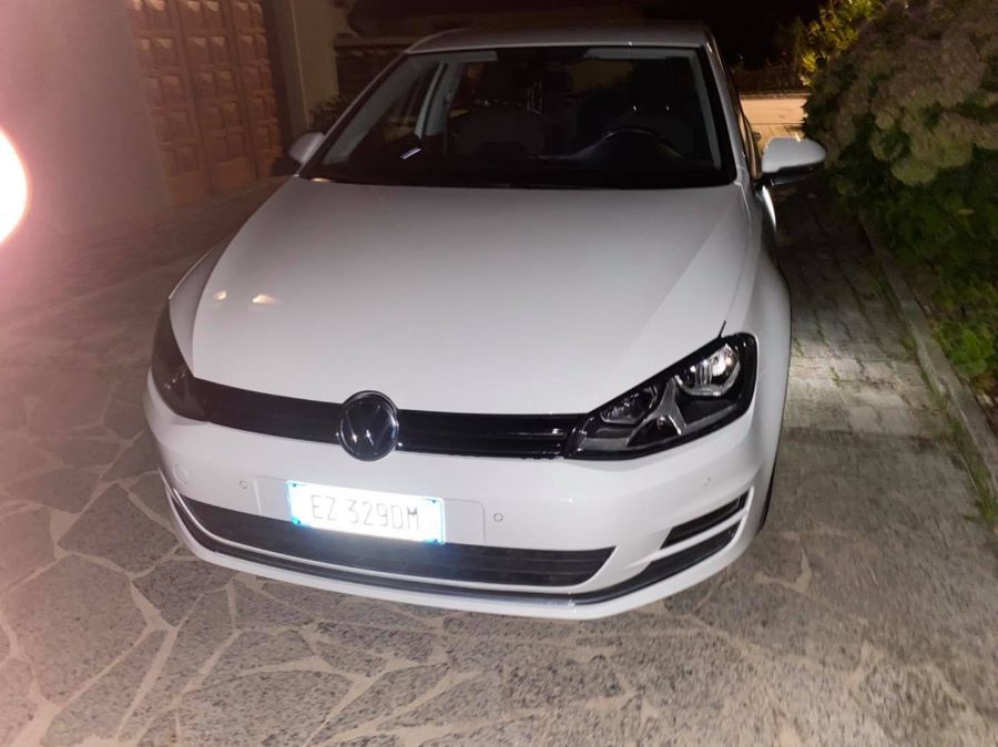 Auto bianca
