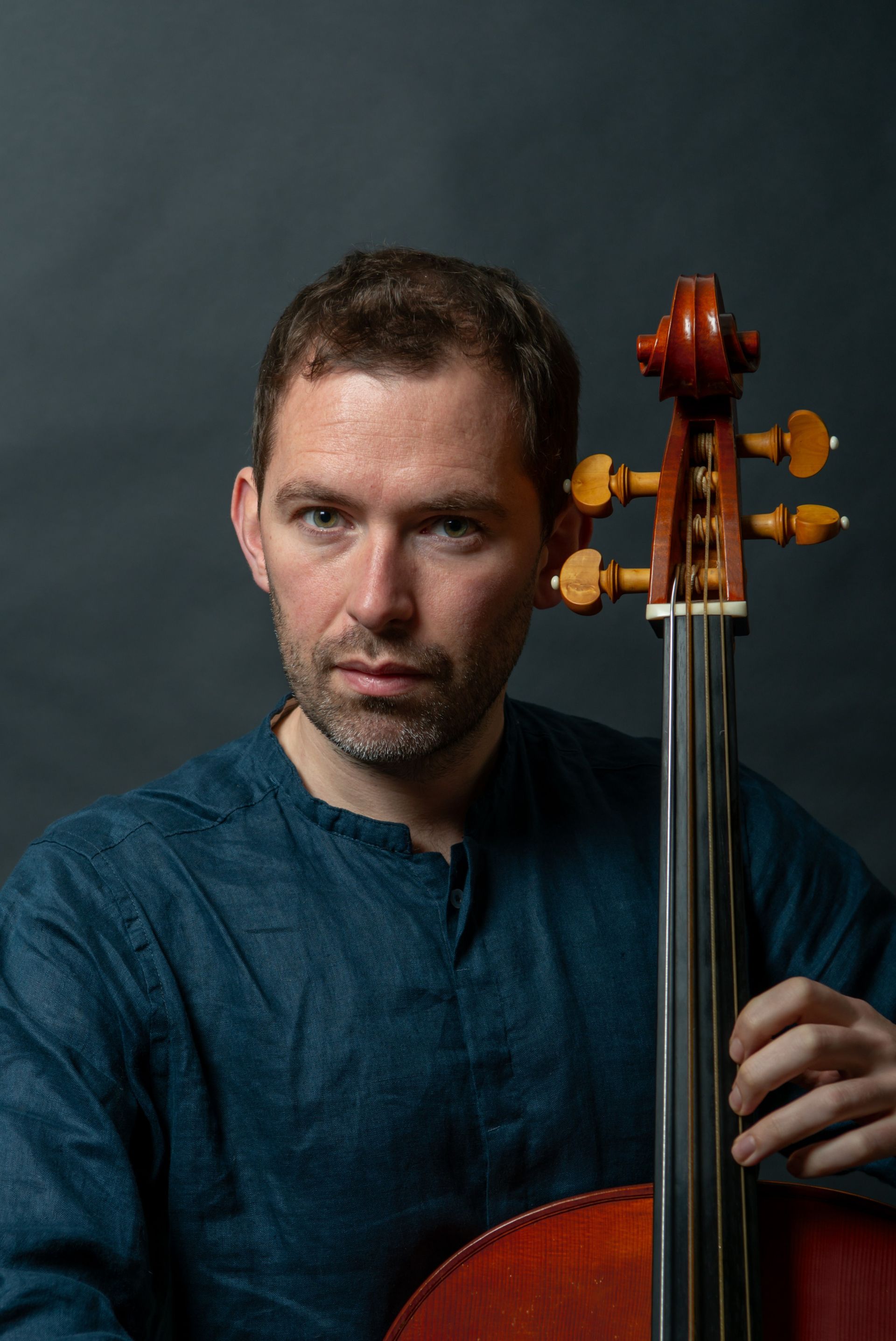 Gavin Kibble cello cellist baroque viola da gamba