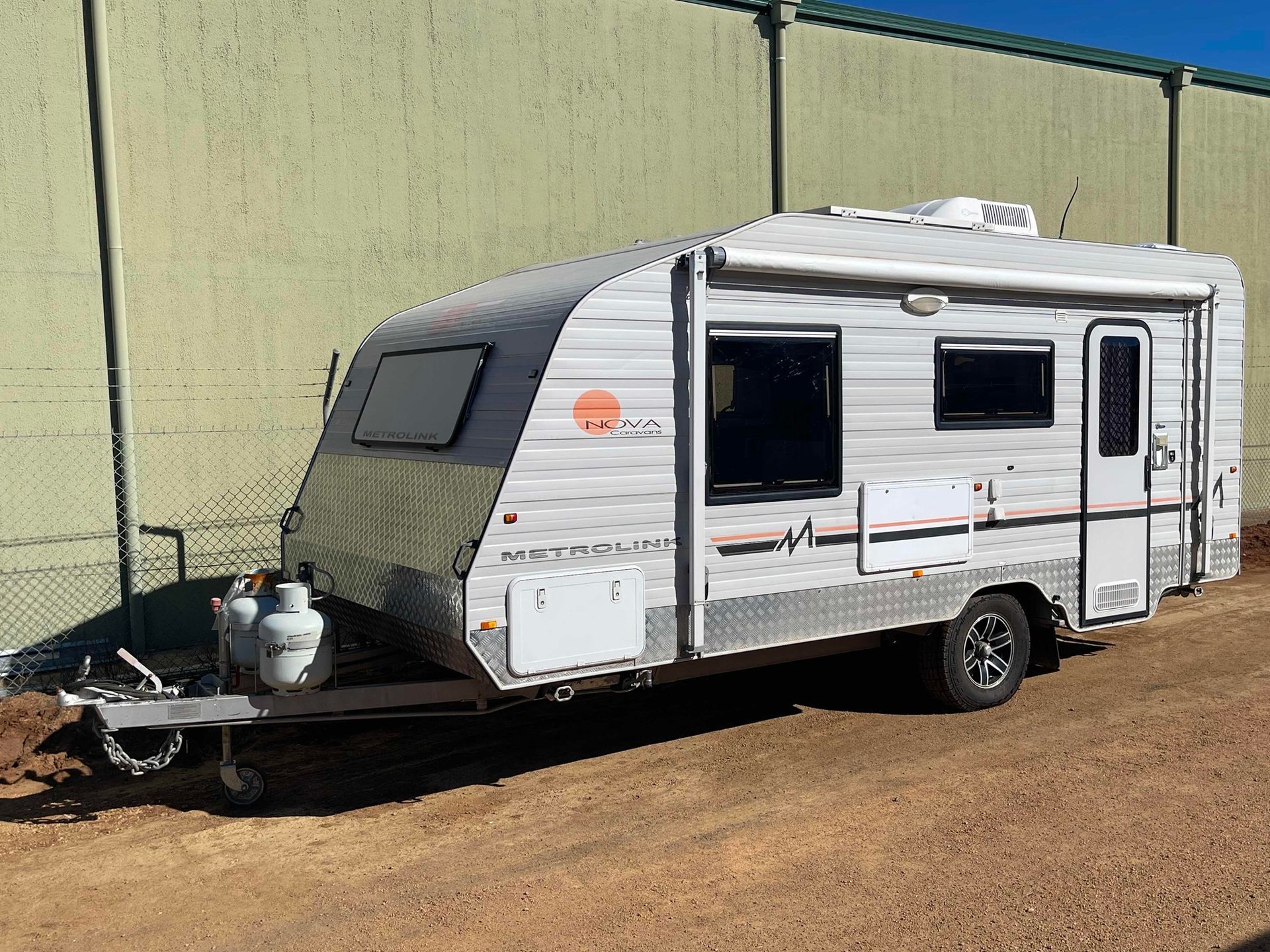 2016 Nova Metrolink Single Axle — B & C Caravan Service Pty Ltd In Dubbo, NSW