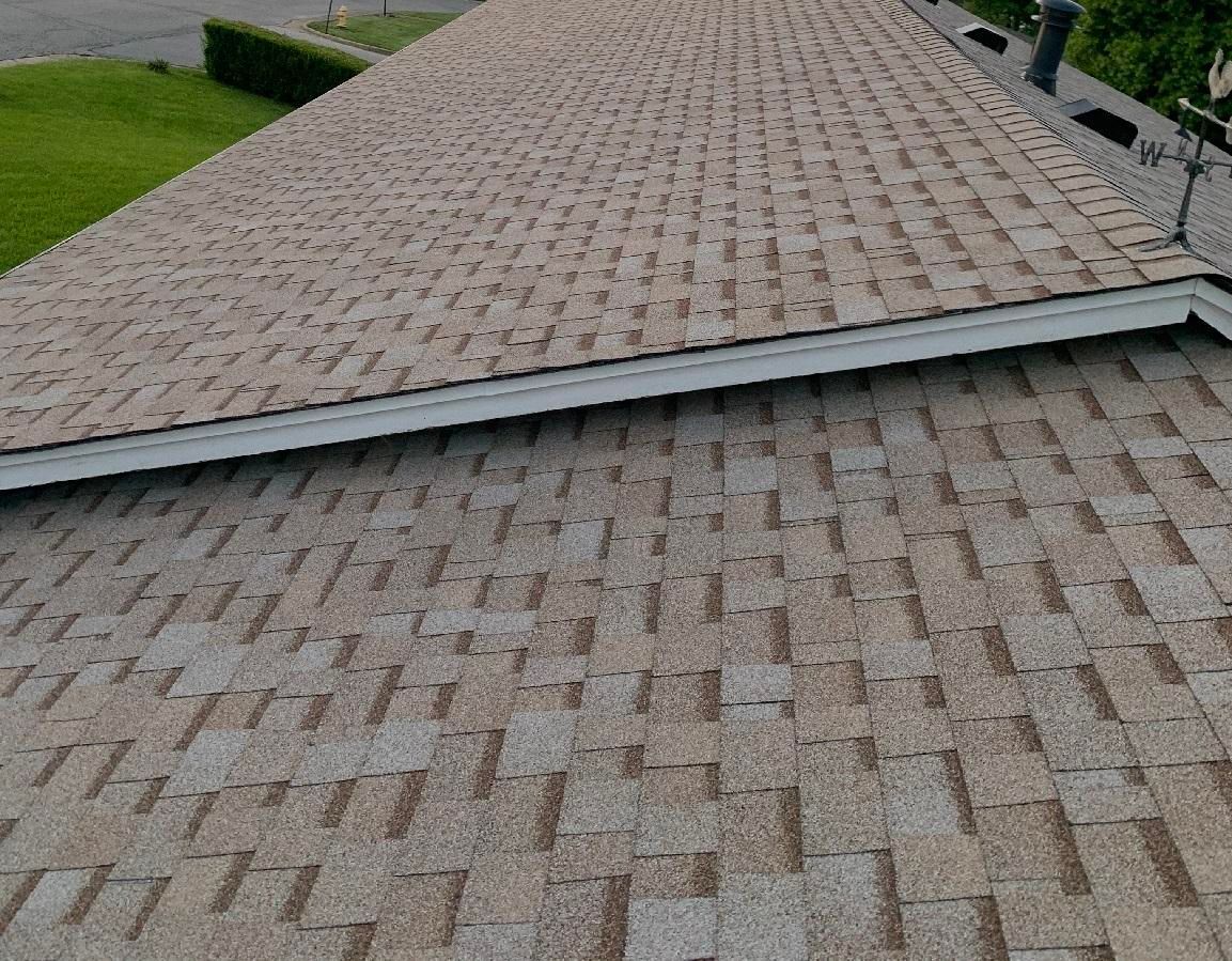 Transform Your Home With Top-Notch Roof Replacement Services by Chavez Enterprises in Fulton, MO.