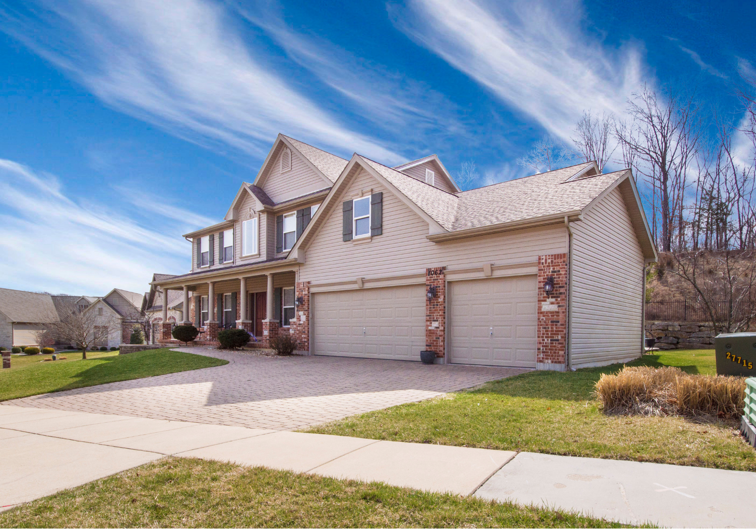 House with a garage