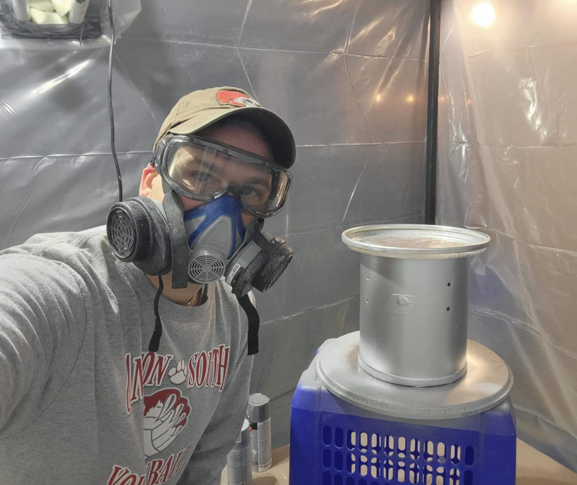 Rich Hattery spray painting drum
