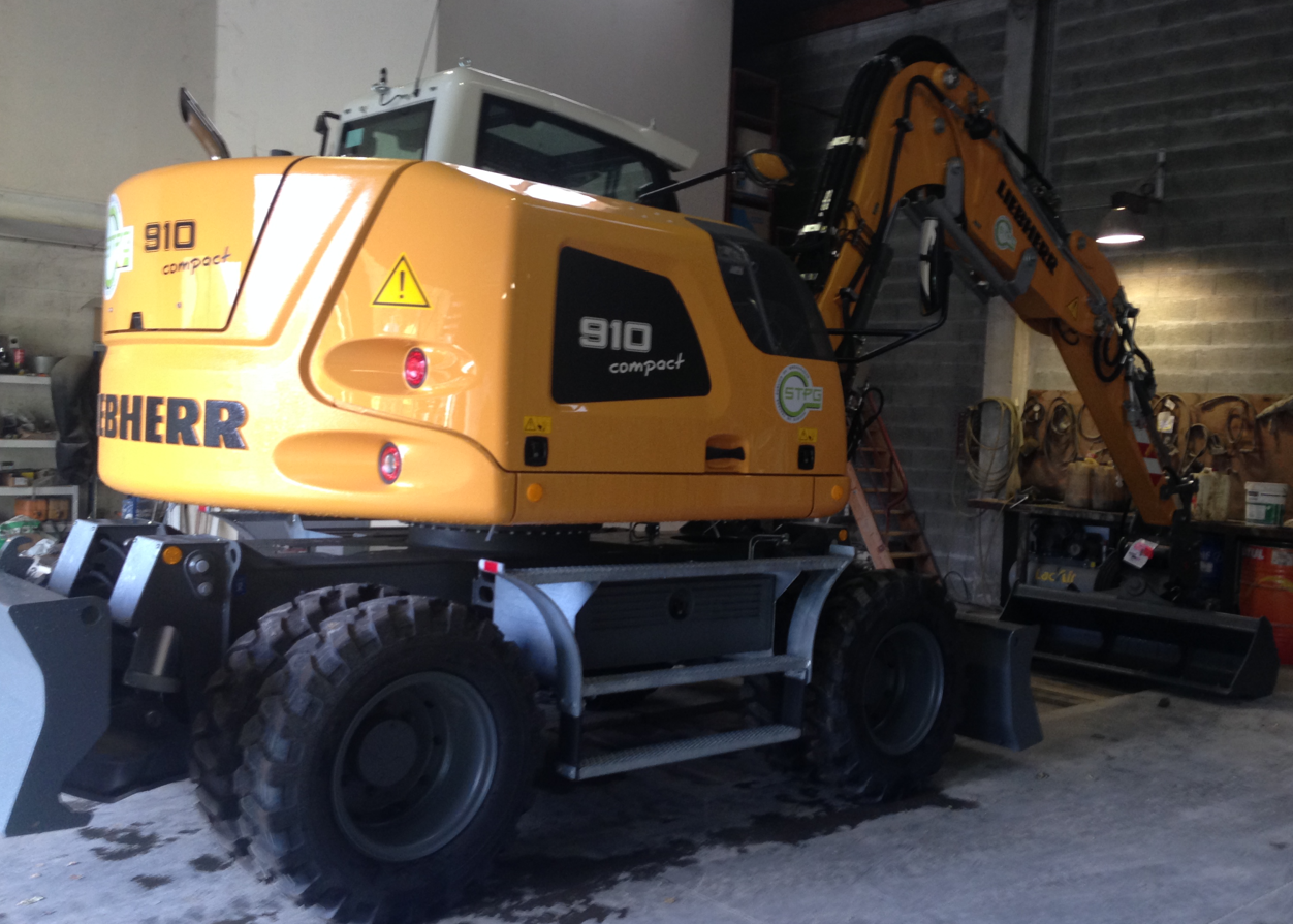 Pelle LIEBHERR 910